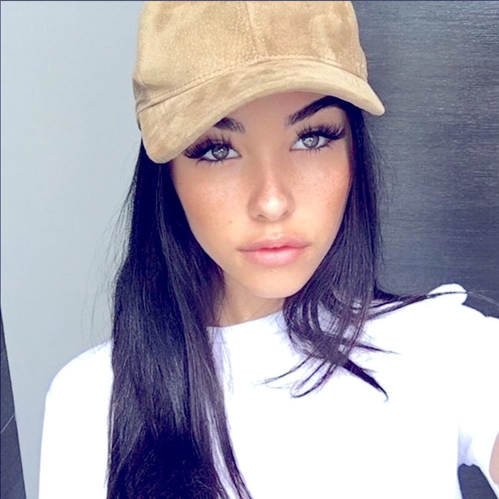 Suede baseball cap